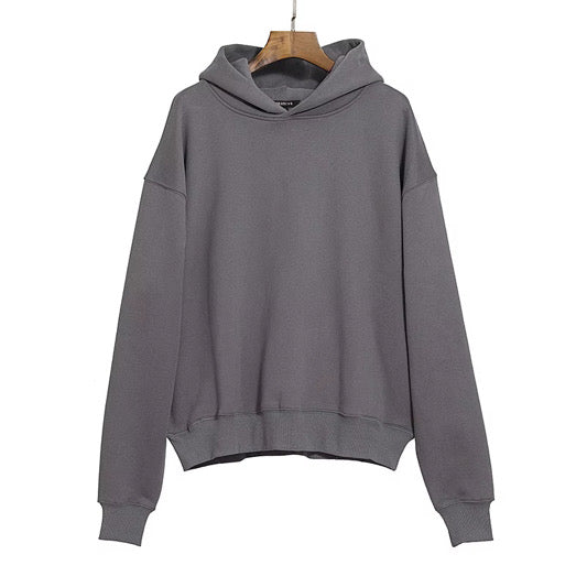 Hoodie brodé Itadori Kaito Global — détail matière, manche, col ou coloris.
