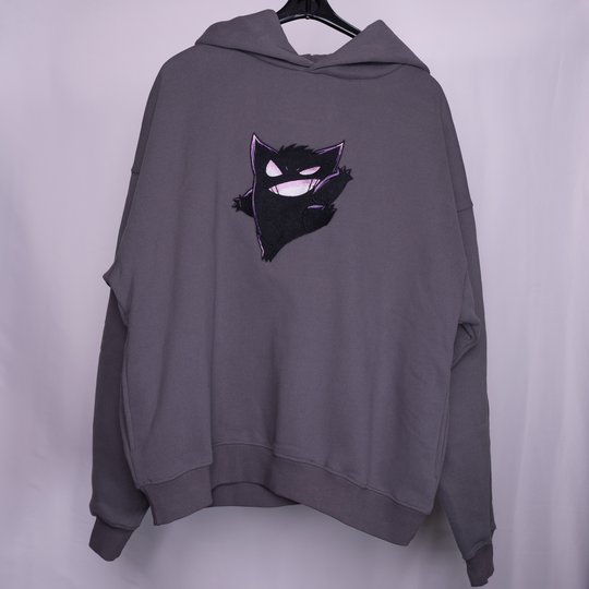 Hoodie brodé Ghost Kaito Global — photo produit avec motif brodé.
