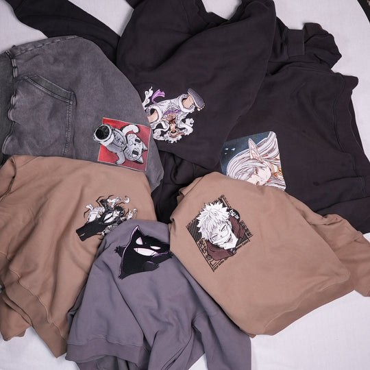 Kaito Global hoodie — photo de détail matière, coupe ou coloris pour les pages produit brodées.